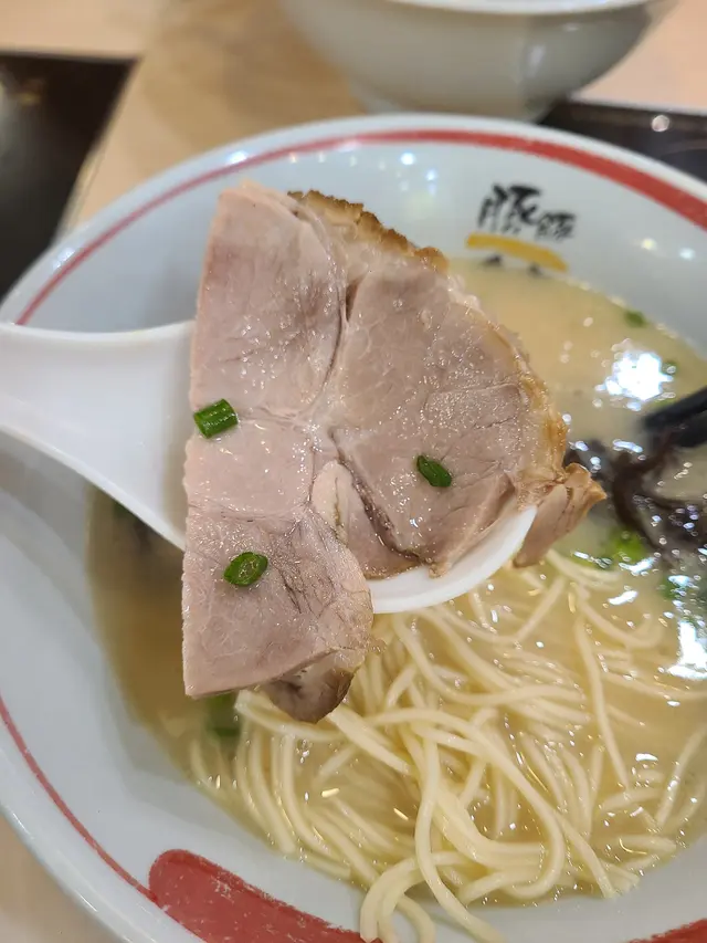 白豚拉麵