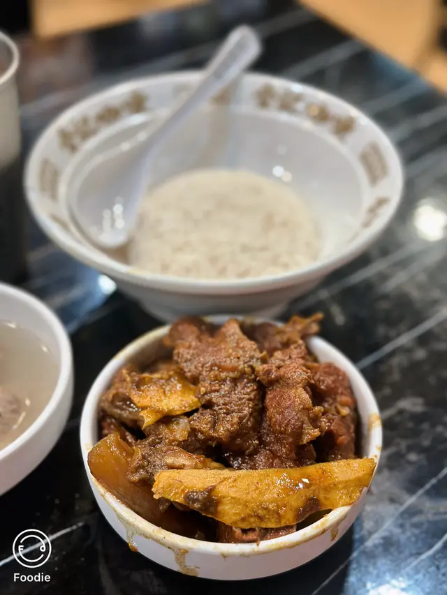 咖喱牛腩飯