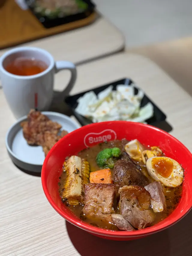 炙燒豚角煮湯咖喱