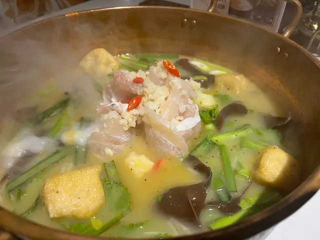 胡椒酸菜魚濃湯鍋
