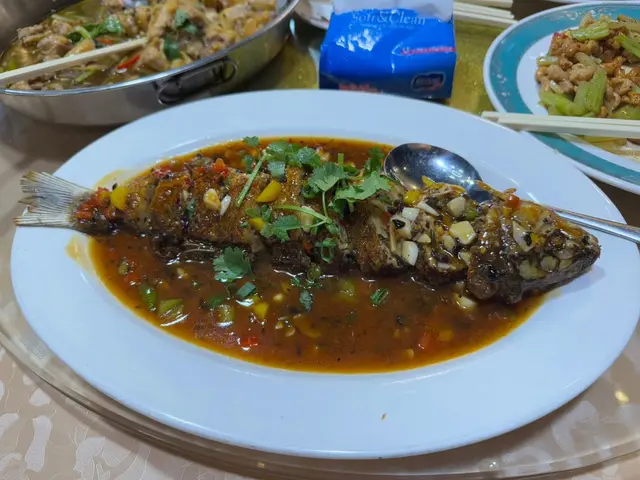 煎釀大鯪魚