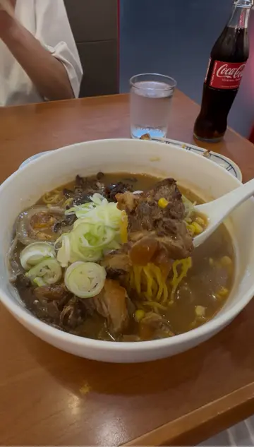 自家制豚软骨拉面