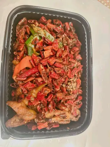 我最爱吃的辣子鸡,香辣可口,又有香脆腰果,煲剧的伴侣