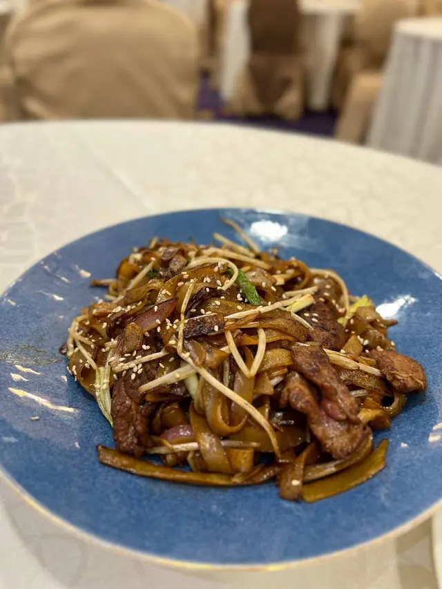 頭抽乾炒牛河