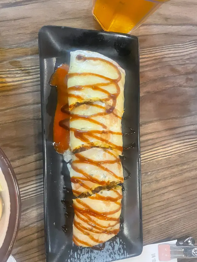 玉米肉鬆蛋餅