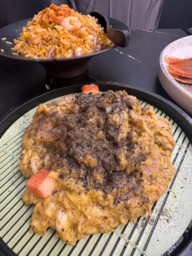 黑松露滑蛋炒蝦仁
