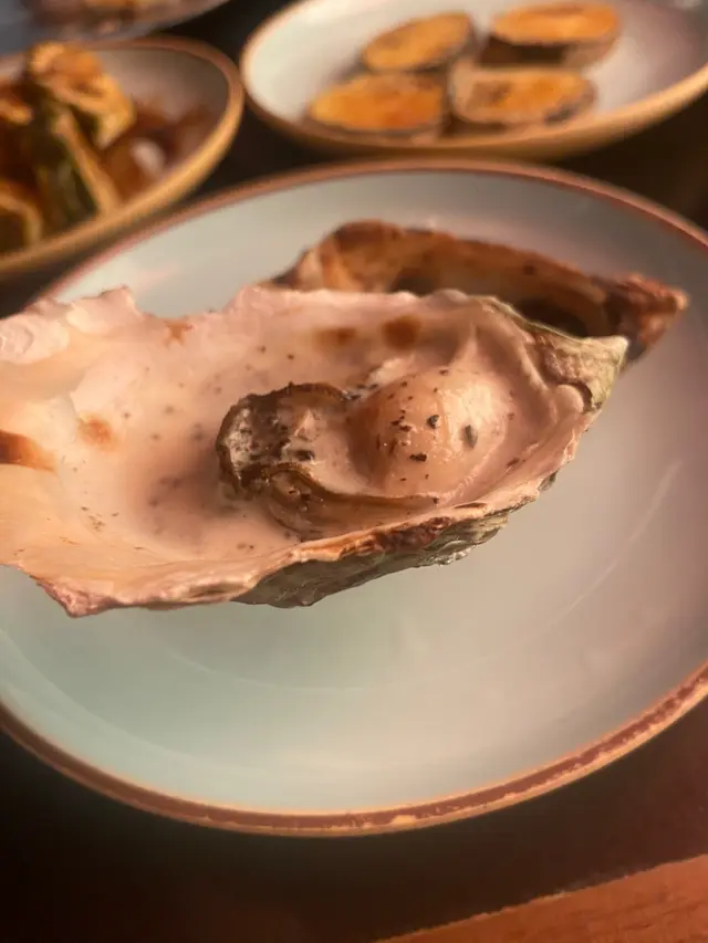 黑松露白汁燒蠔