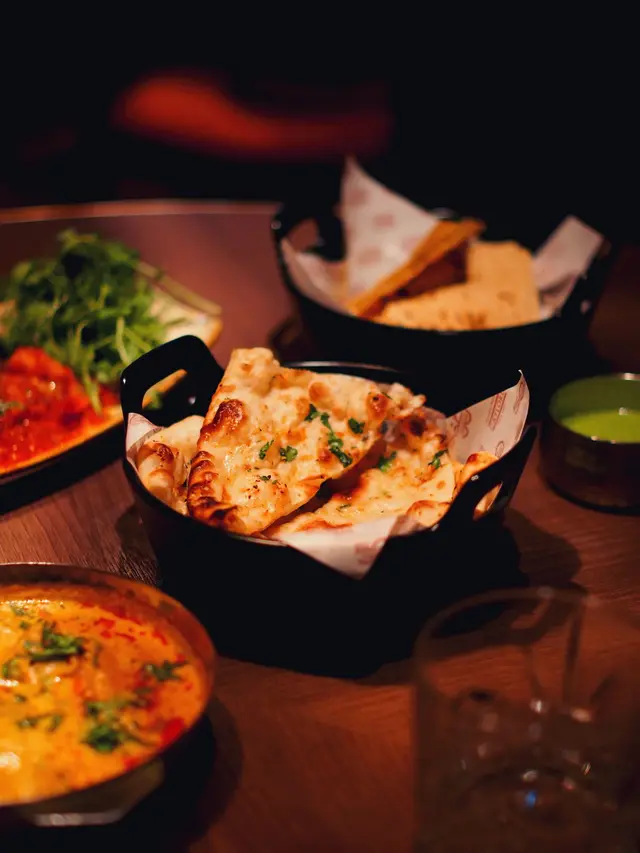 Garlic Naan