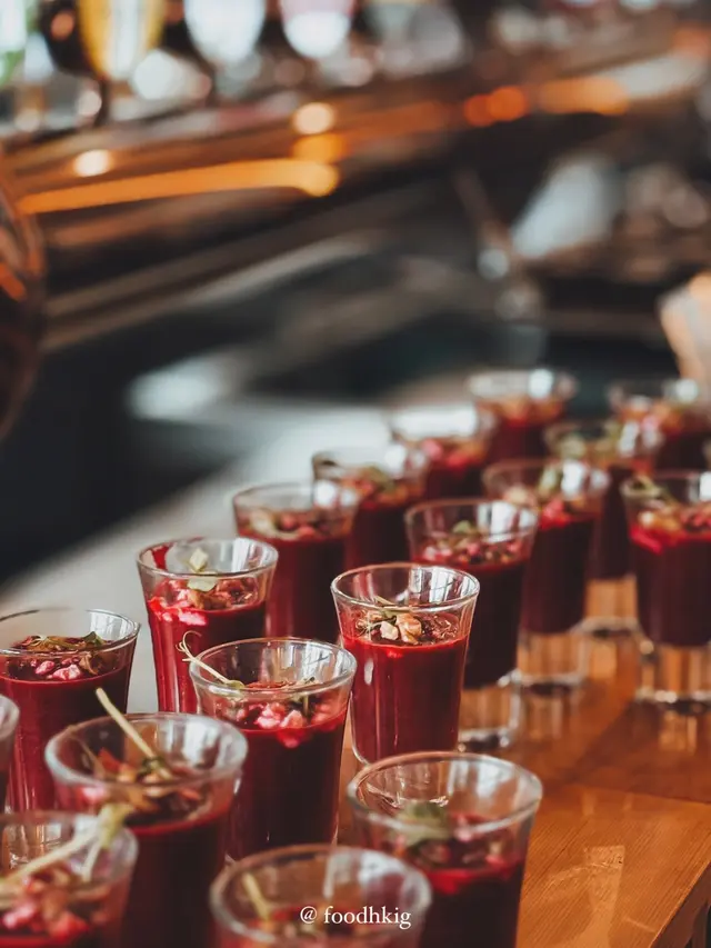 紅菜頭合桃芝士西班牙凍湯