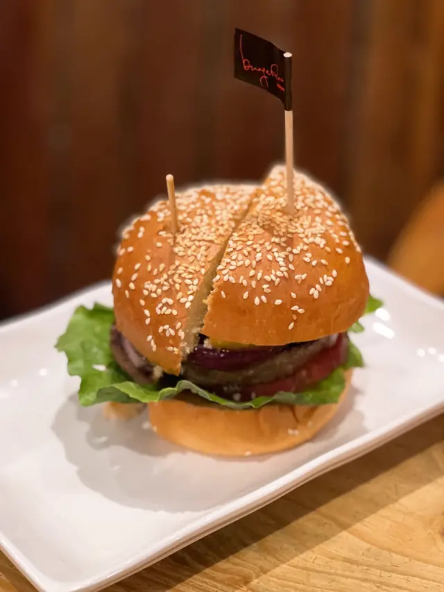 Pineapple Barbecue Sauce Beef Burger