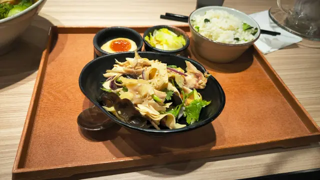 鹽水雞配菜飯