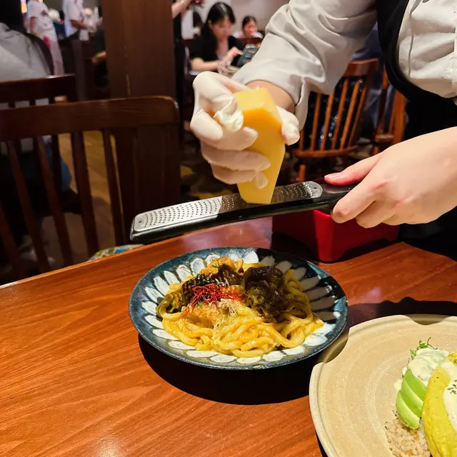 日式咖喱牛肋肉烏冬
