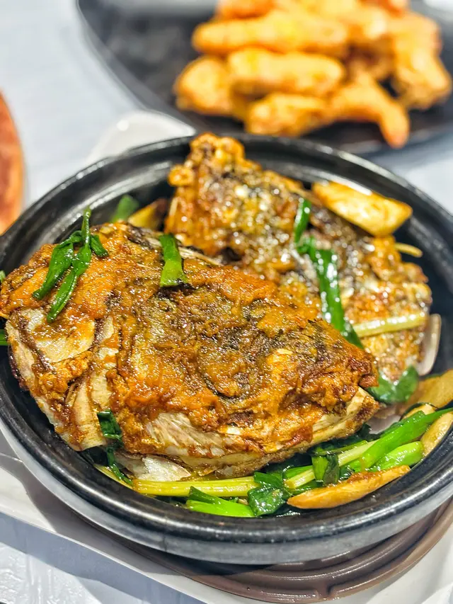 瓦罉煎焗大魚咀