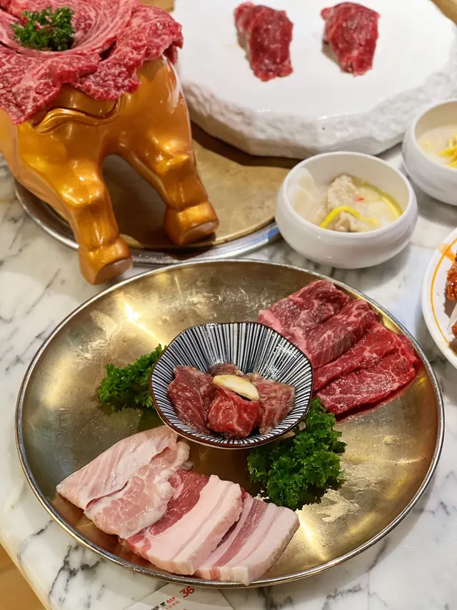 豬肉牛肉拼盤
