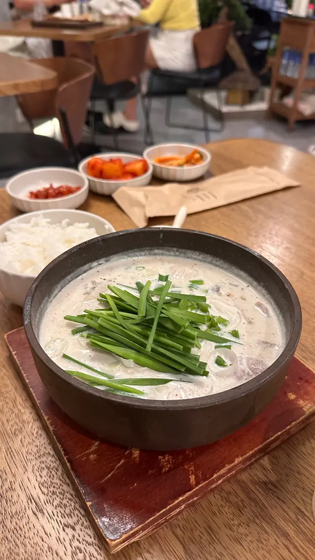 奶油三食湯飯