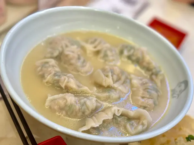 薺菜馬蹄鮮肉餃