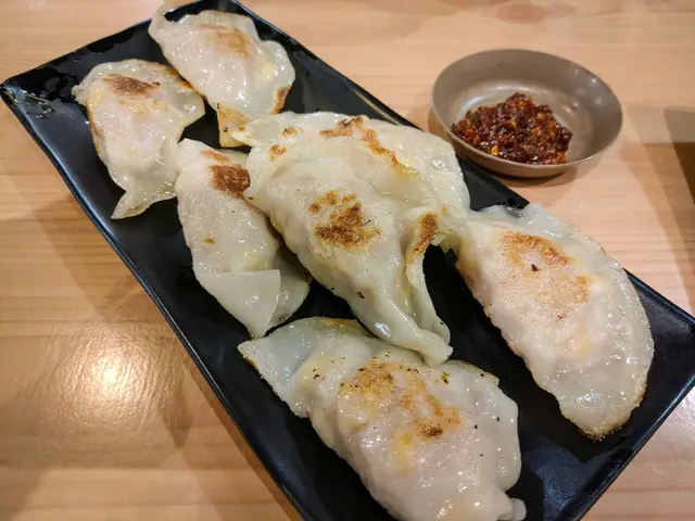 煎餃子