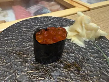 三文魚子