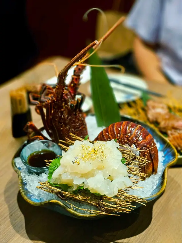 金箔活伊勢龍蝦刺身✨🦞✨
