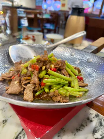 小炒黄牛肉