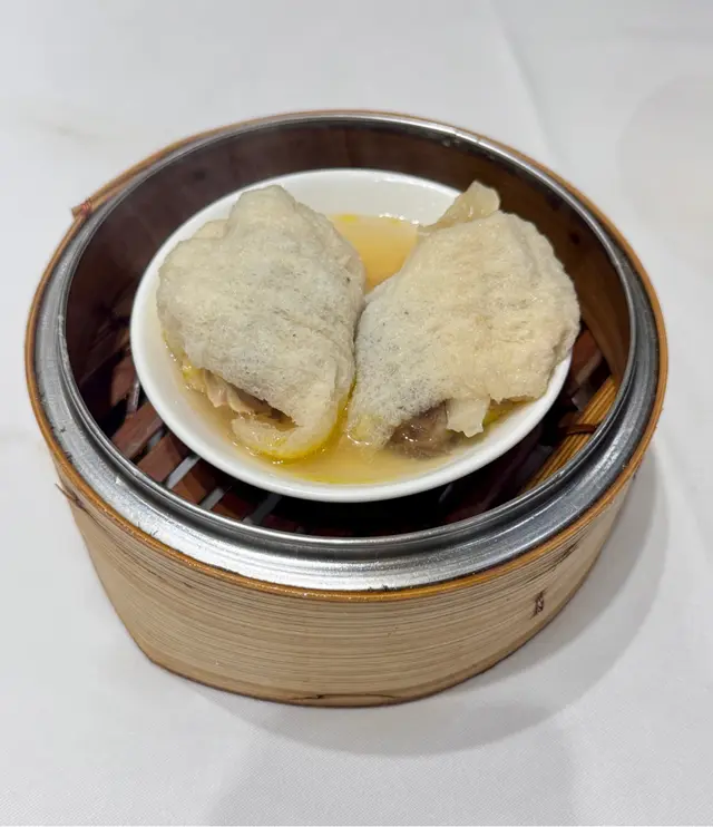 鮑魚鰵肚滑雞扎