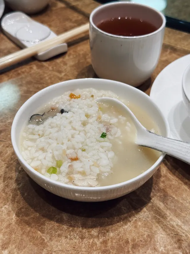 肉碎蠔仔粥