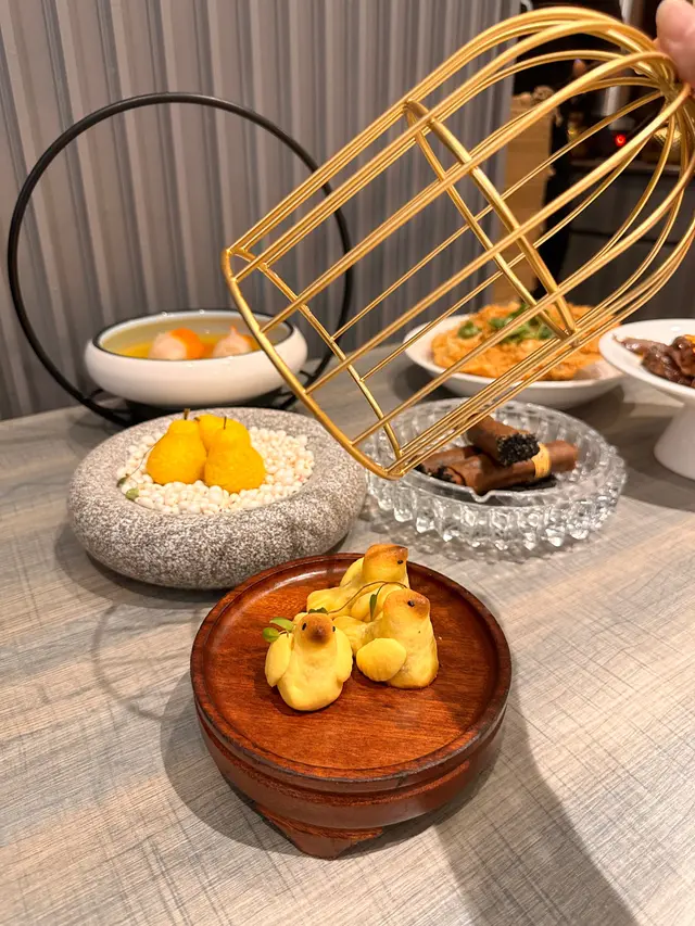 鳳梨雀仔