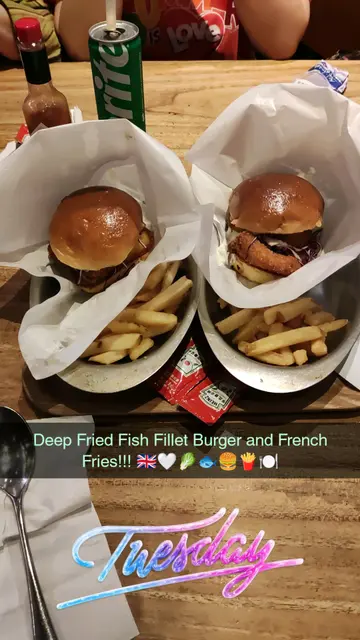 Two Deep Fried Fish Fillet Burgers and Fries for Me and My Auntie Diana!!! 🇬🇧🤍🥬🐟🍔🍟🍽️