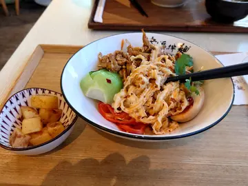 椒麻手撕雞拌麵(套餐)