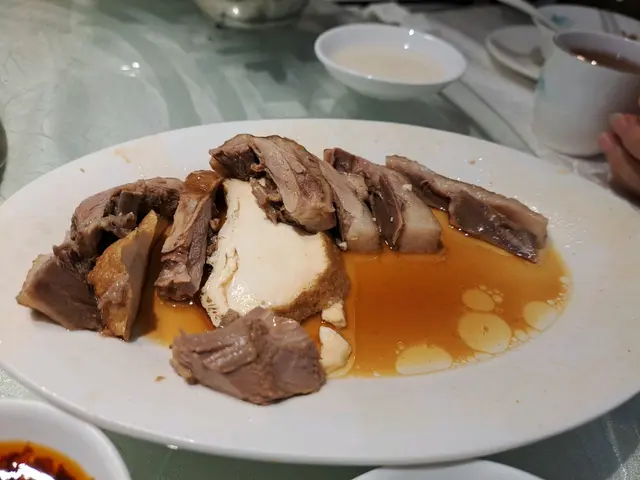 鹵水鵝片