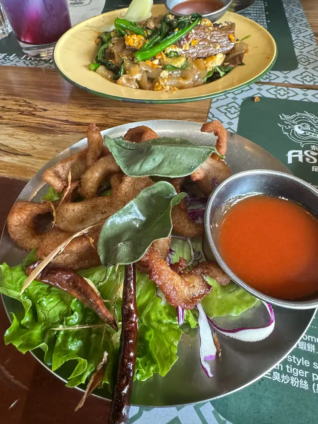 炸魚露漬豬頸肉