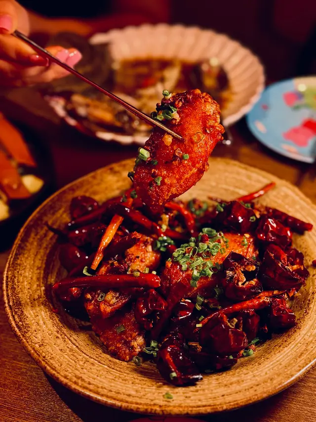 HOT & HONEY GIP CHICKEN WINGS 