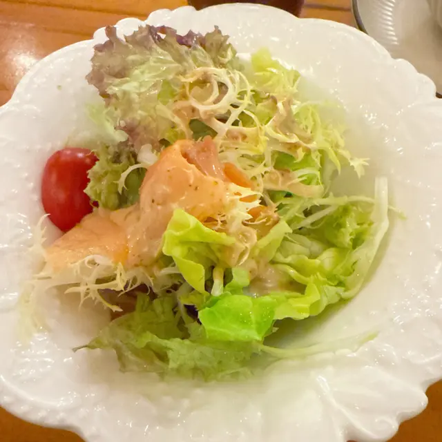 送是日精選沙律