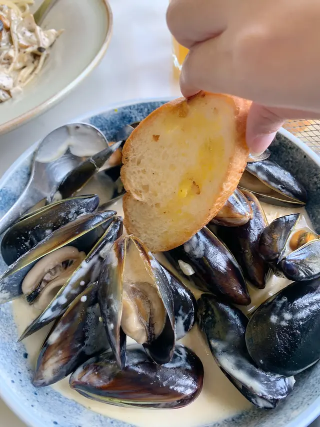 紐西蘭活青口（白酒忌廉汁）