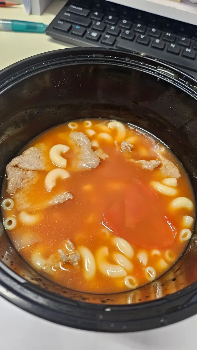 意式蕃茄濃湯牛肉通粉