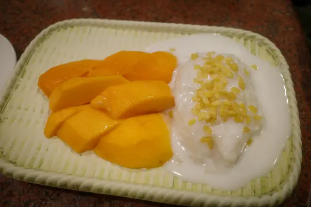 芒果糯米飯
