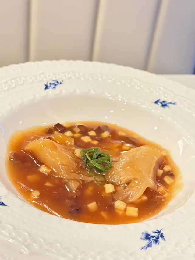 牛肝菌鲍汁堂弄花胶