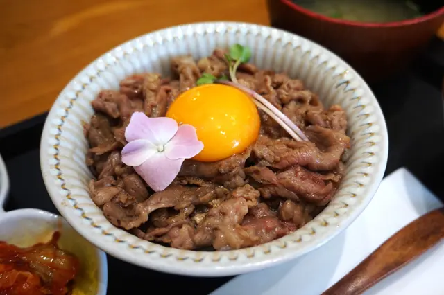 炙燒牛肉丼定食