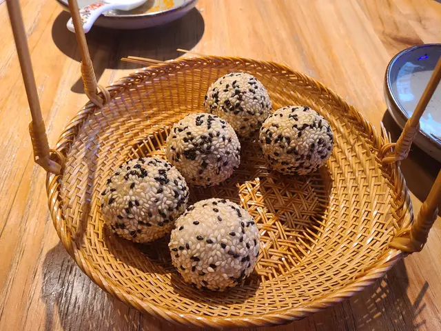 炸芝麻團
