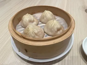 蟹粉小笼包