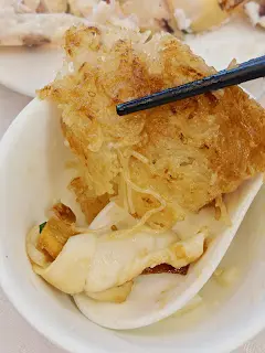 薑蔥炒蟶子皇配煎米粉