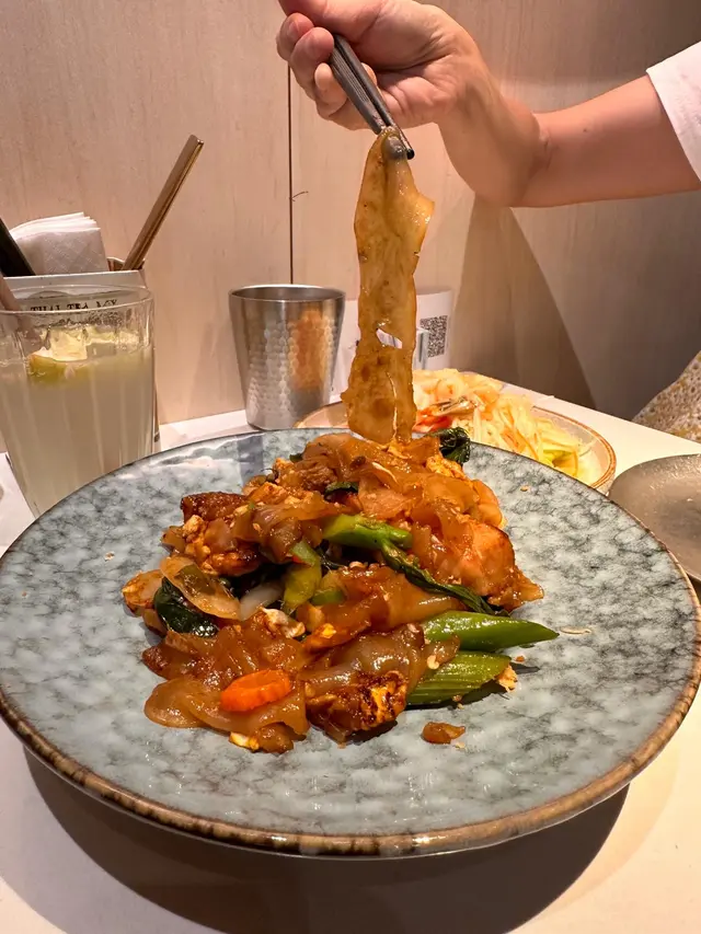 香辣醉貓炒水晶河粉(雞肉)