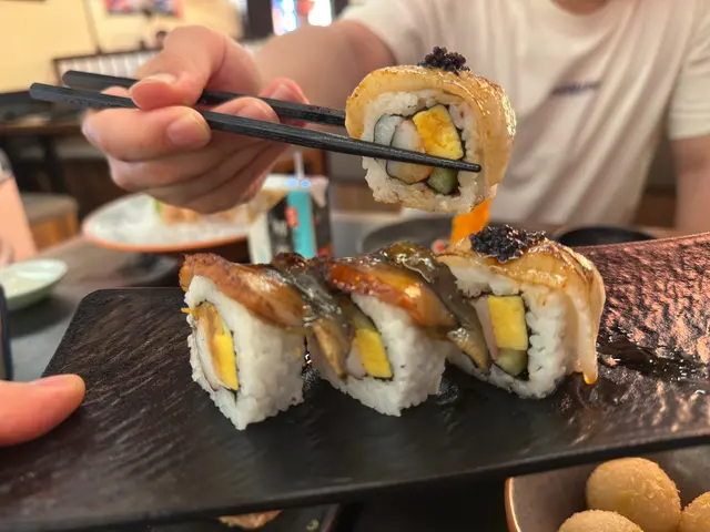 火灸左口魚邊卷