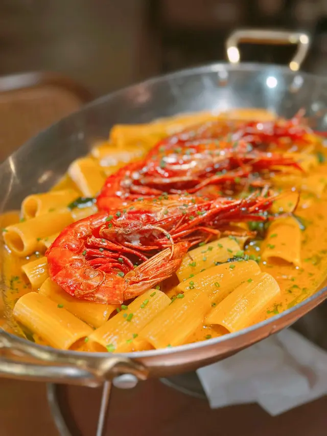 紅蝦龍蝦汁扁意大利粉