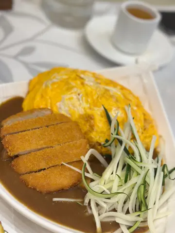 豬扒蛋包飯 