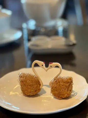 天鹅酥