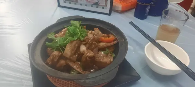 啫啫懷舊排骨煲(圖一)