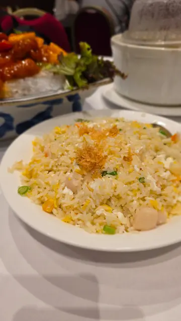 富豪瑤柱蛋白炒飯