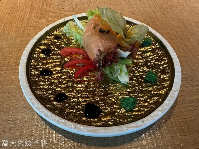 煙挪威三文魚有機沙律菜卷