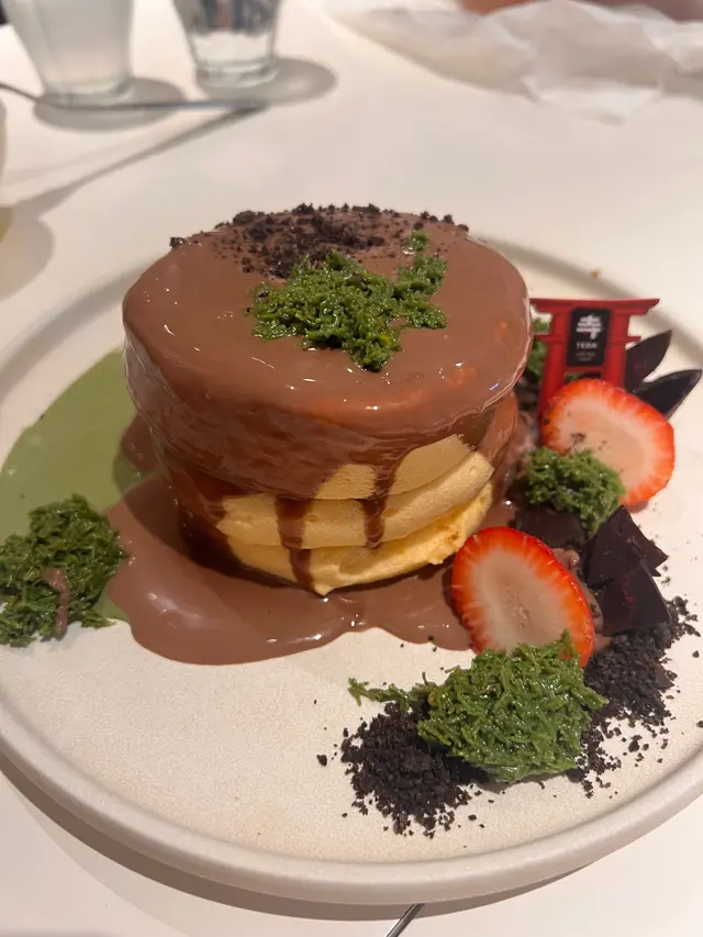 杜拜朱古力梳乎厘Pancake